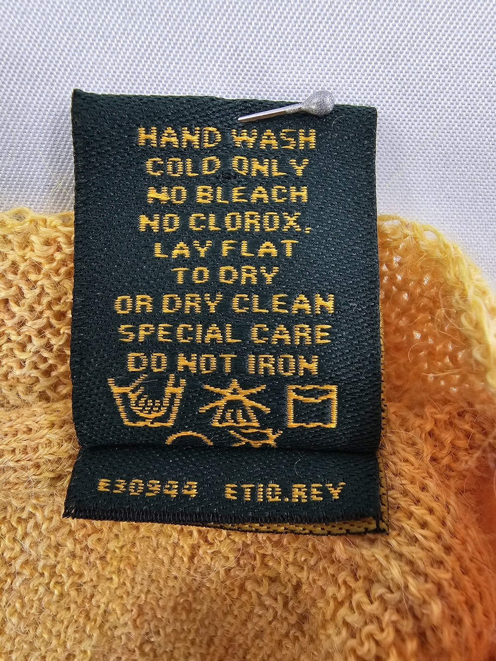 Gordon's Limited Baby Alpaca Wool Ribbed V Neck Sweater Vest Men's XL Tan Yellow - Picture 9 of 9